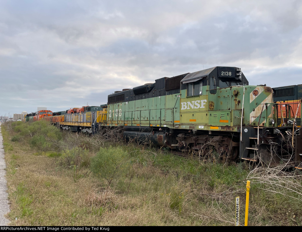 BNSF 2138